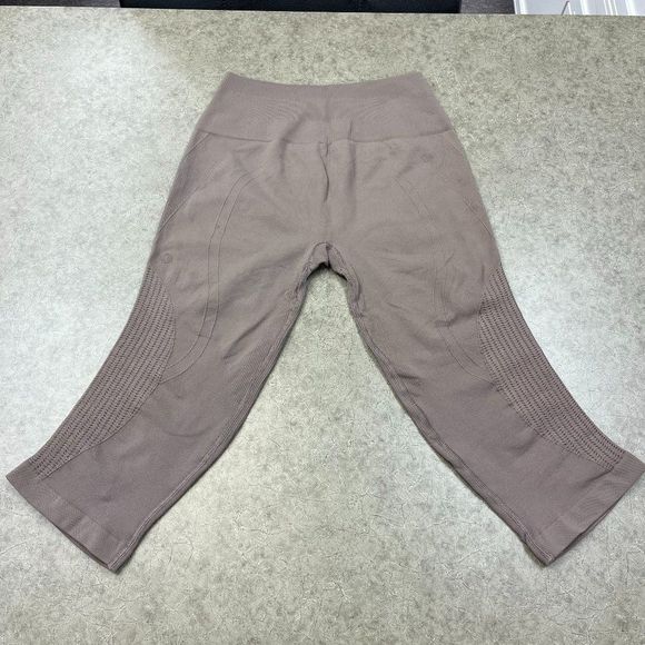 Lululemon Leggings - Picture 1 of 3